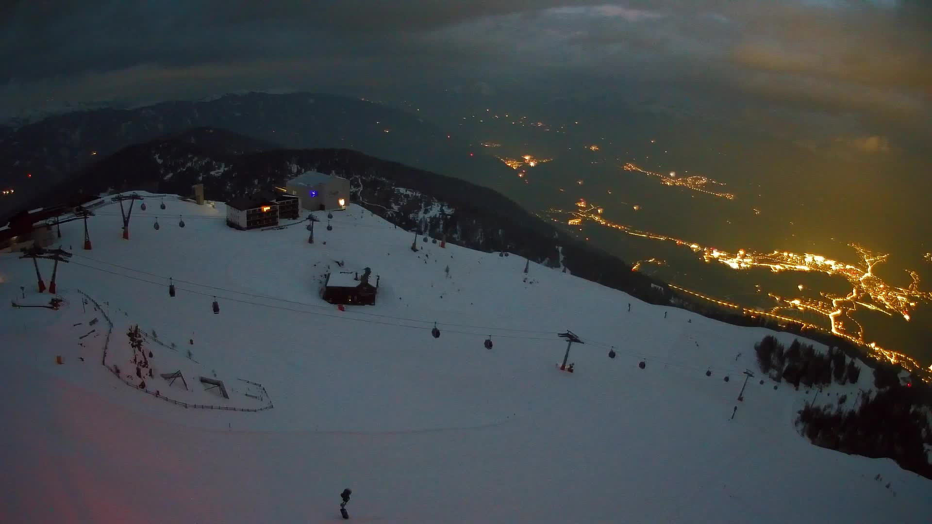 Smučišče Kronplatz – vrh | pogled na Bruneck