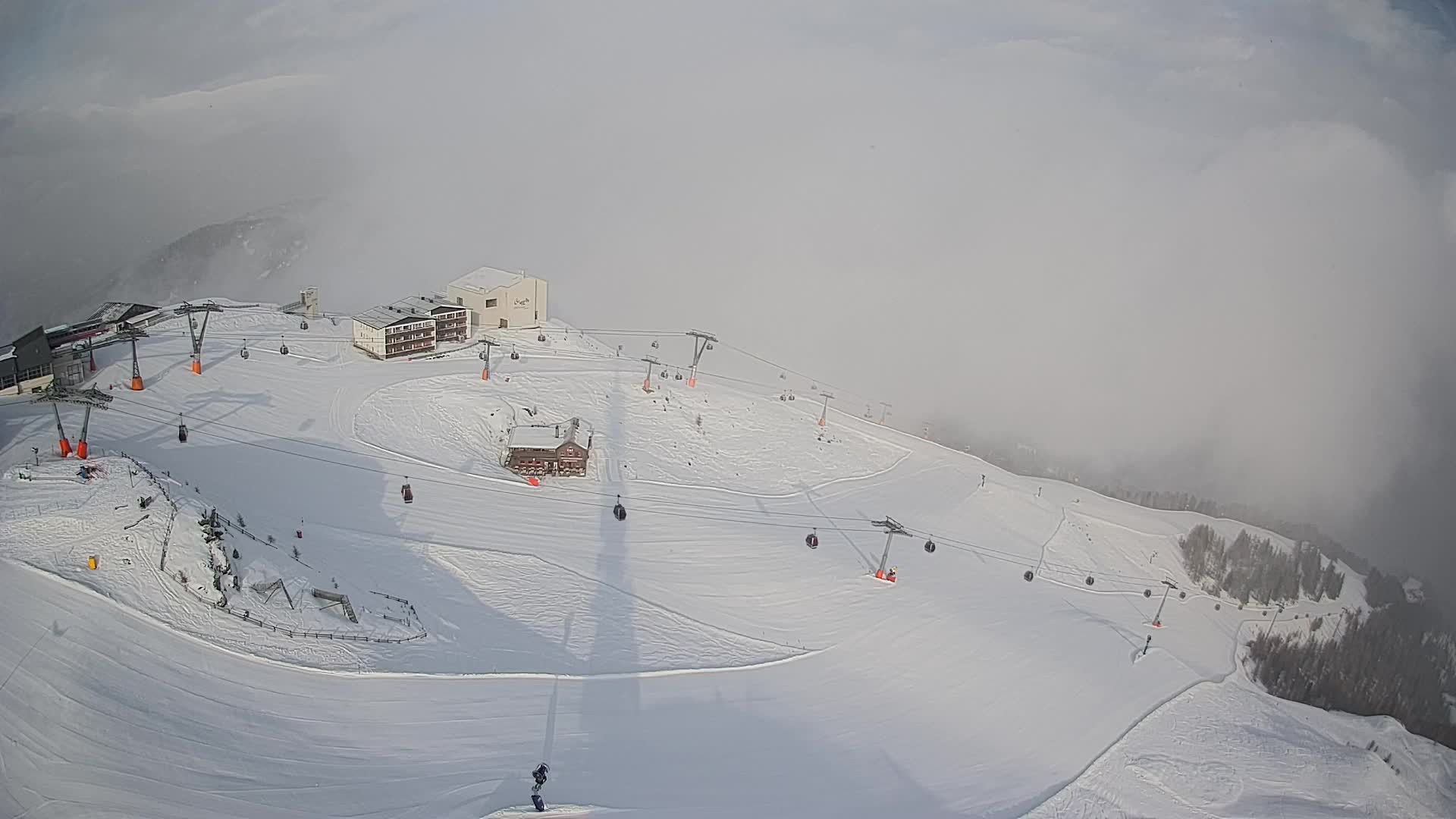 Skigebiet Kronplatz Gipfel | Blick auf Bruneck