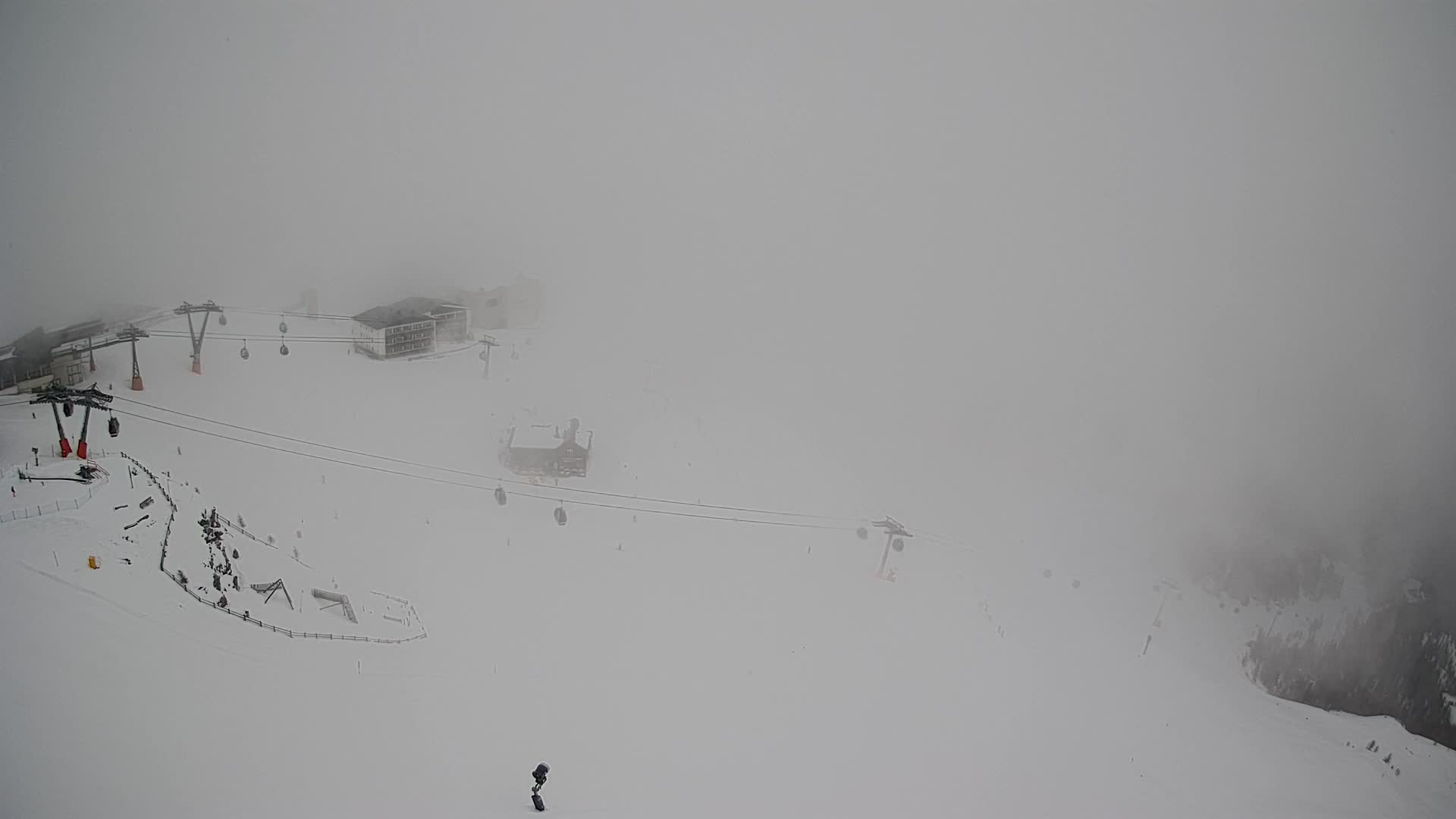 Cima estación de esquí Kronplatz | vista hacia Brunico