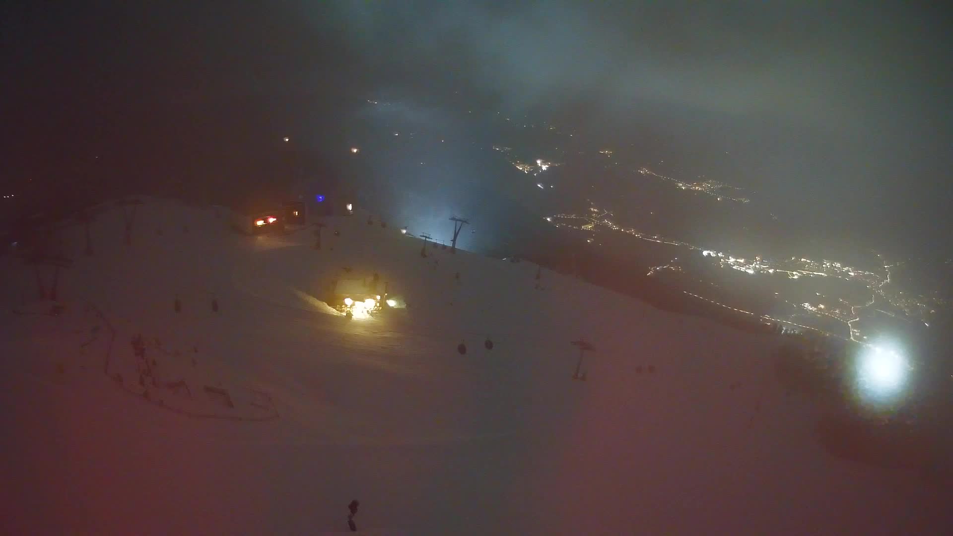 Cima estación de esquí Kronplatz | vista hacia Brunico