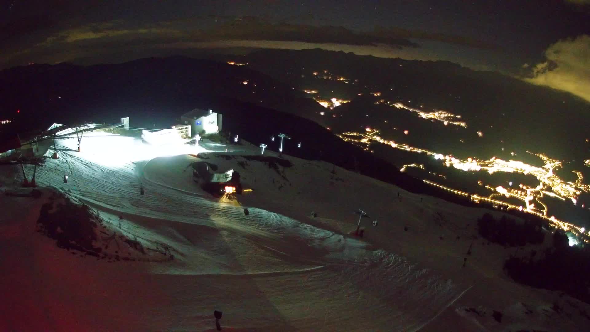 Skigebiet Kronplatz Gipfel | Blick auf Bruneck