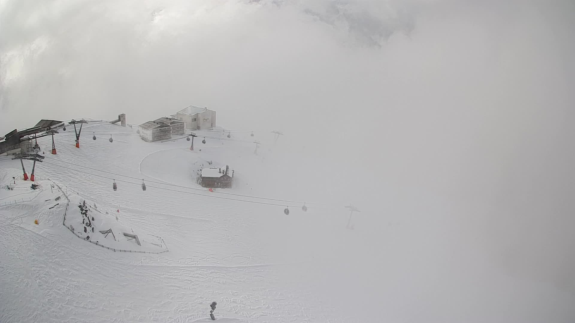 Station de ski Kronplatz sommet | vue sur Brunico