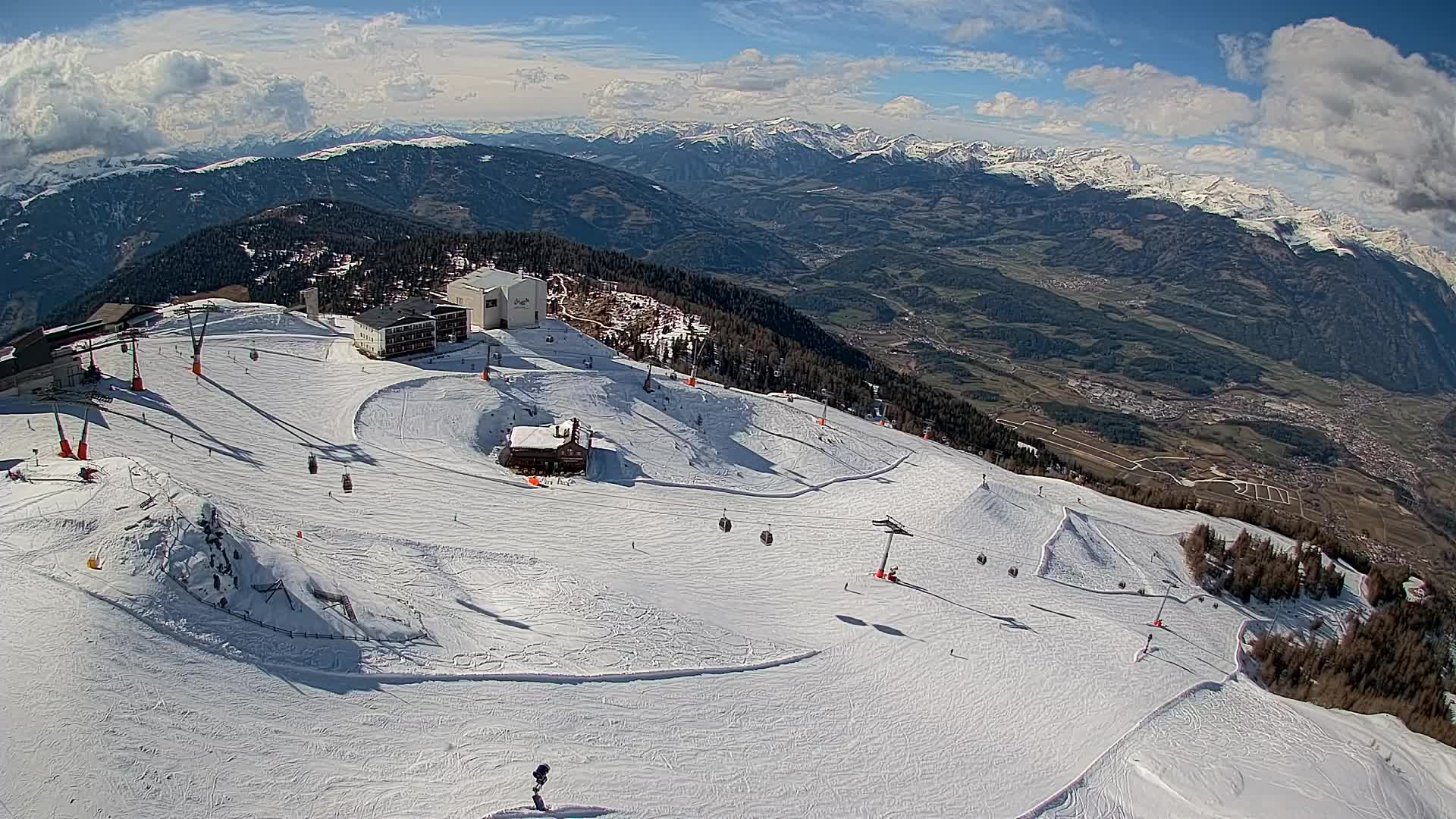 Kronplatz peak Ski resort | view to Bruneck