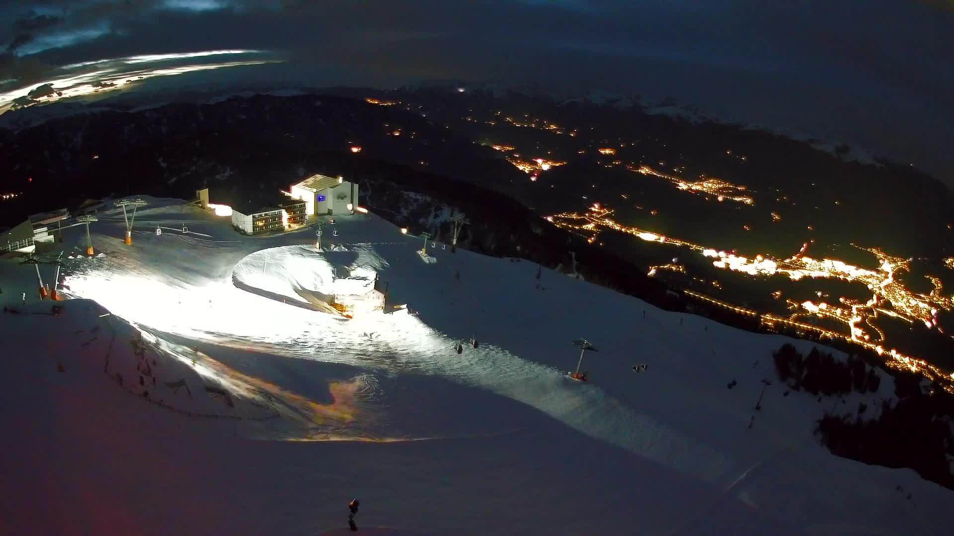 Kronplatz peak Ski resort | view to Bruneck