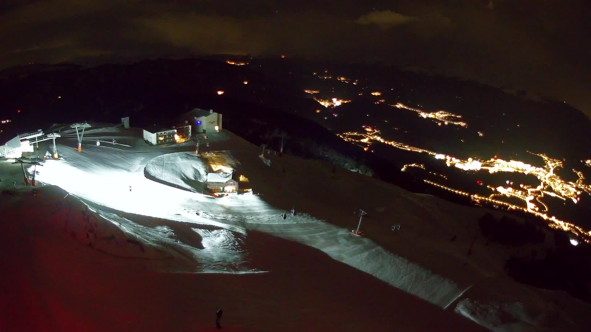 Kronplatz peak Ski resort | view to Bruneck