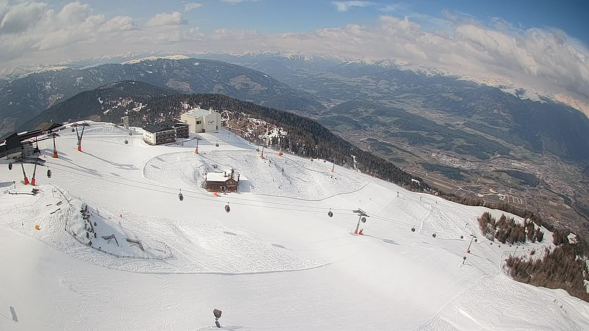 Kronplatz peak Ski resort | view to Bruneck