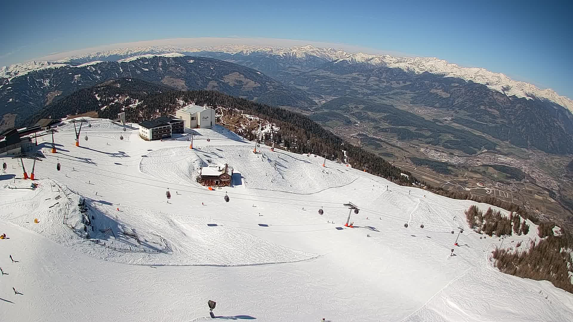 Station de ski Kronplatz sommet | vue sur Brunico