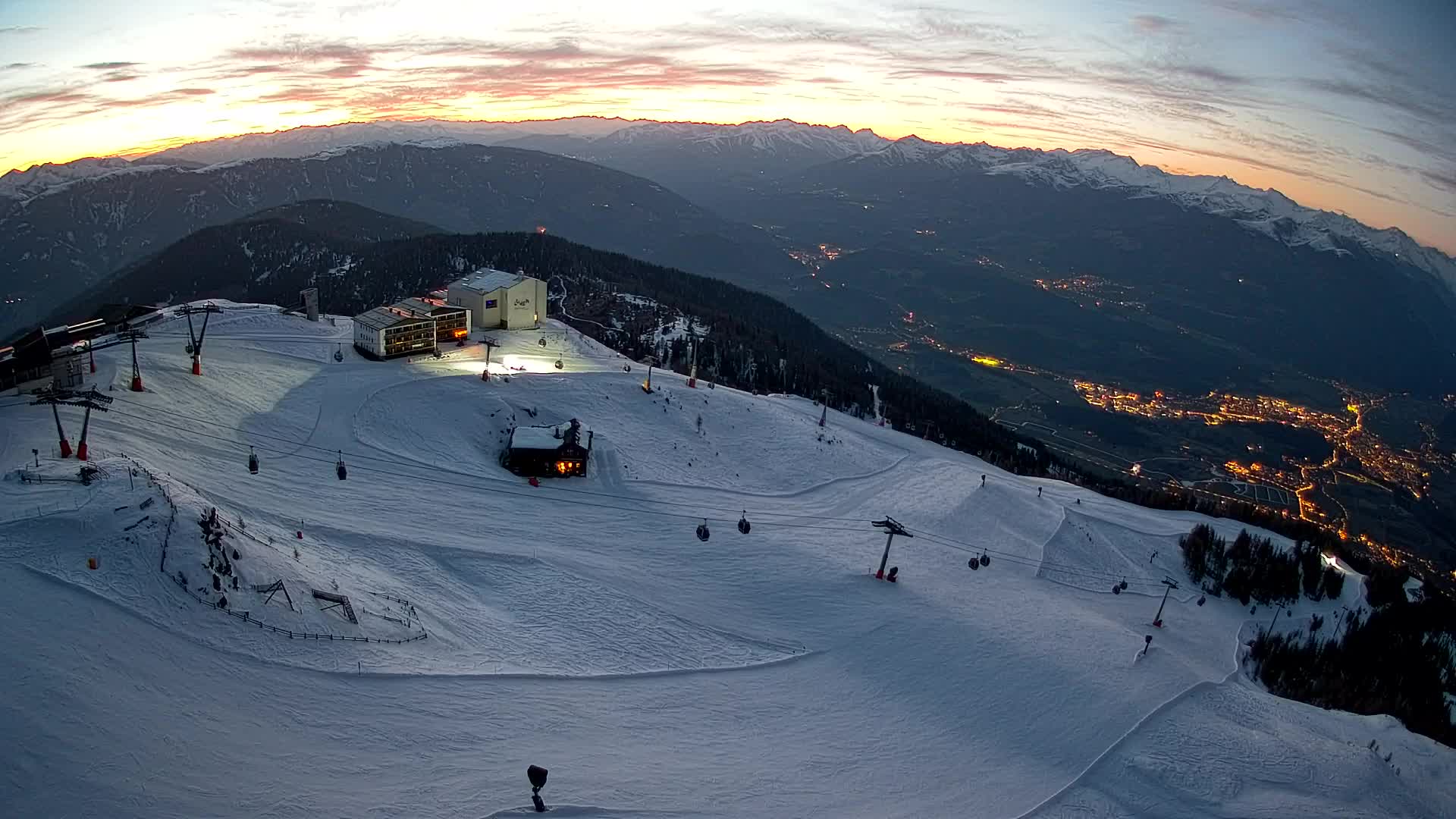 Station de ski Kronplatz sommet | vue sur Brunico