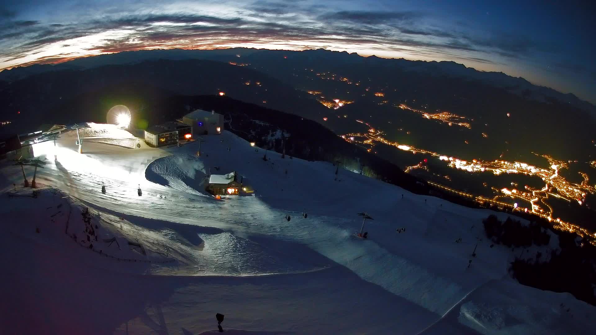 Stazione sciistica di Plan de Corones | vista su Brunico