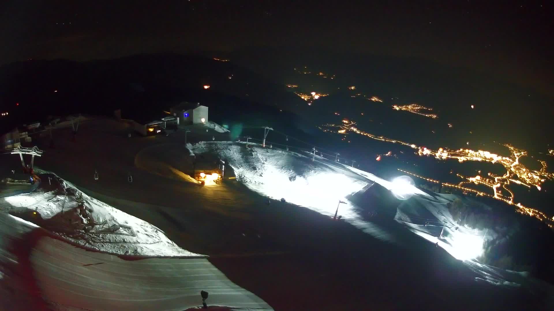 Kronplatz peak Ski resort | view to Bruneck
