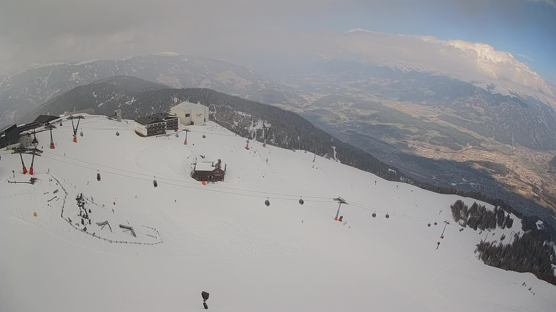 Skigebiet Kronplatz Gipfel | Blick auf Bruneck