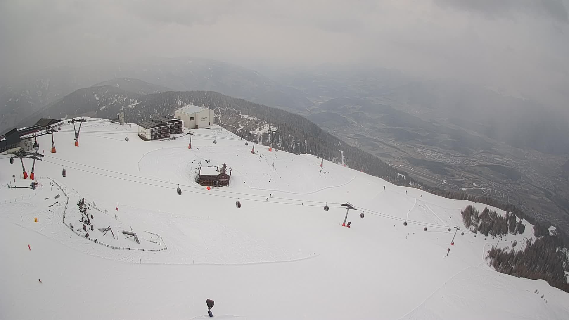 Smučišče Kronplatz – vrh | pogled na Bruneck