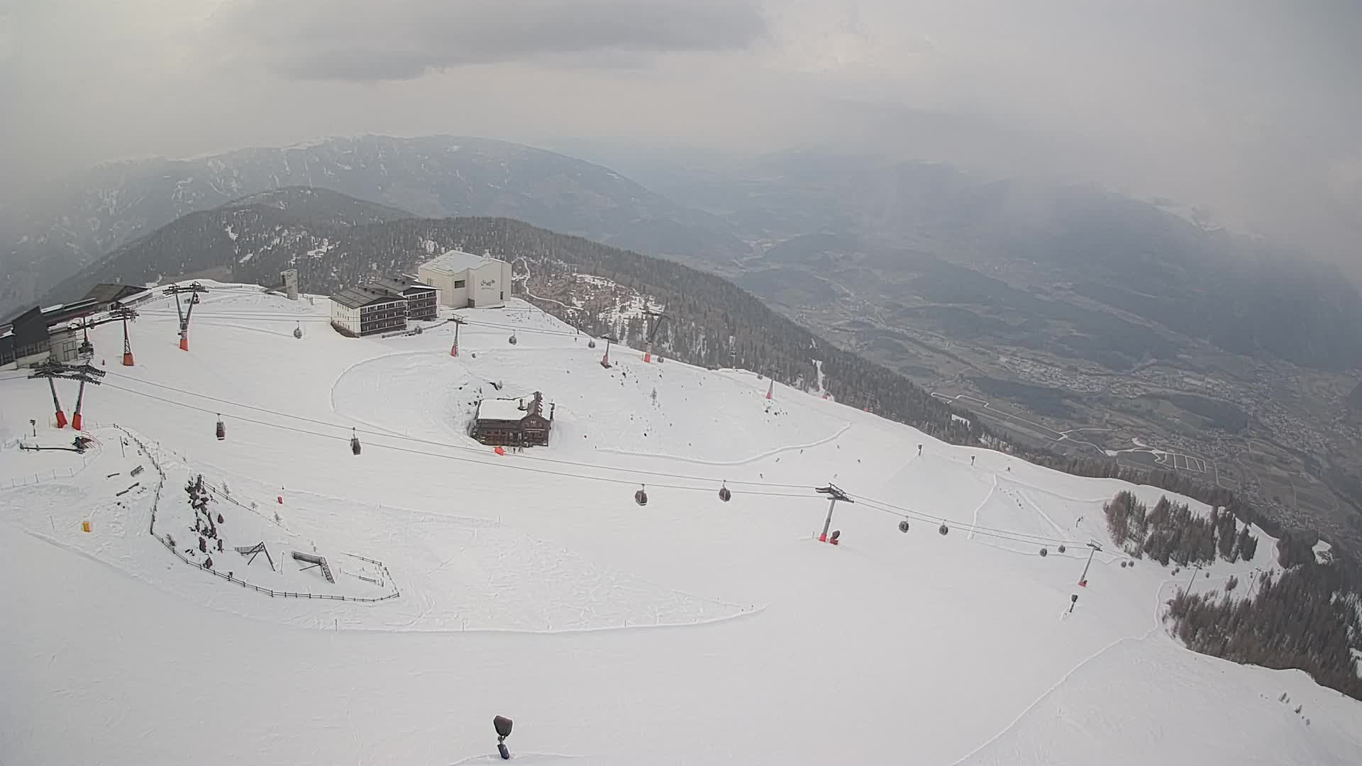 Smučišče Kronplatz – vrh | pogled na Bruneck