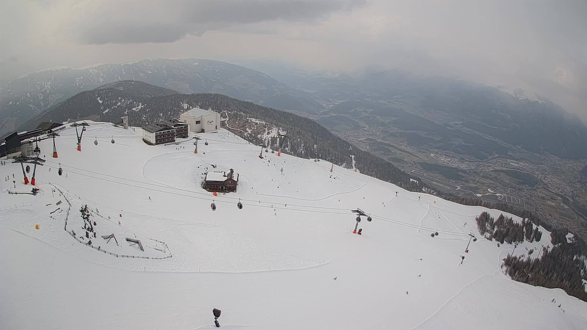 Smučišče Kronplatz – vrh | pogled na Bruneck