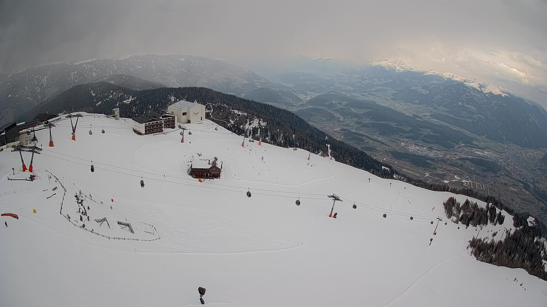 Stazione sciistica di Plan de Corones | vista su Brunico