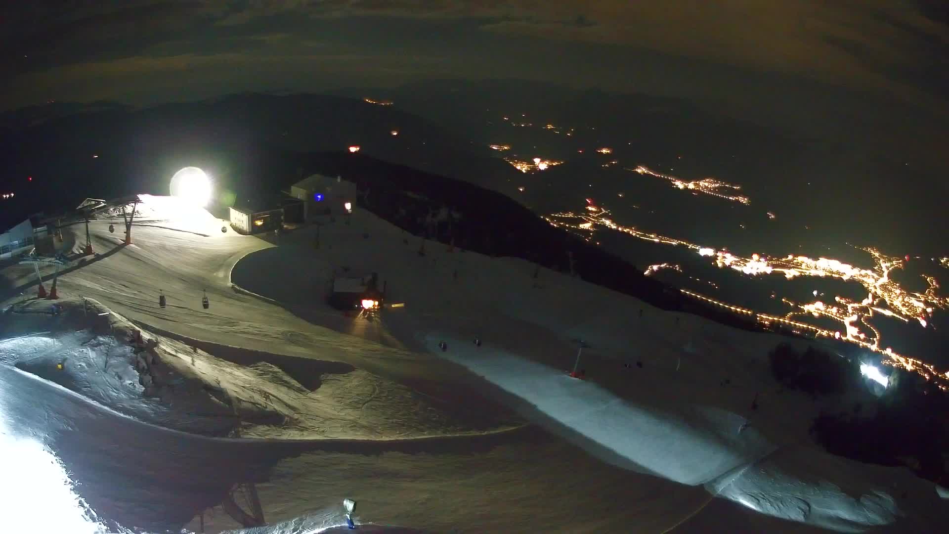 Kronplatz peak Ski resort | view to Bruneck