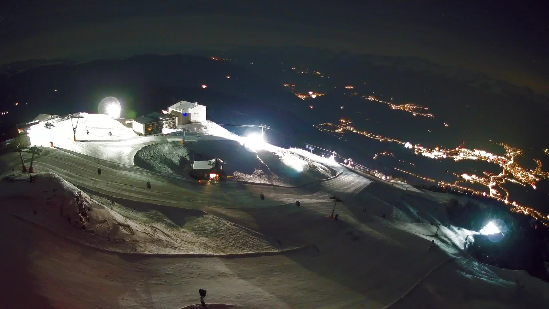 Kronplatz peak Ski resort | view to Bruneck