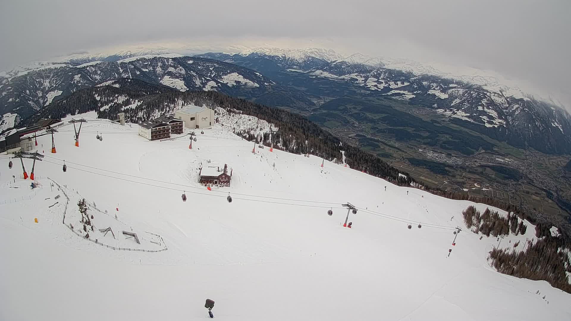 Smučišče Kronplatz – vrh | pogled na Bruneck