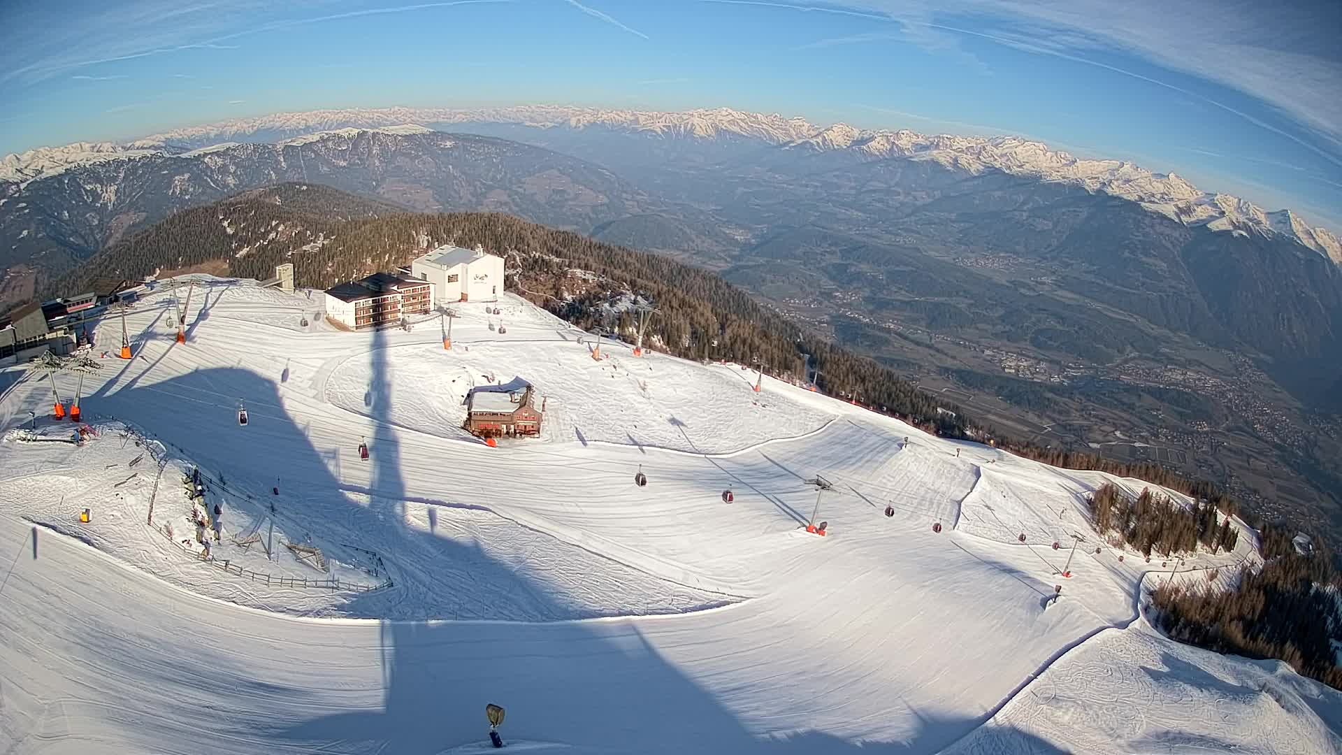 Skigebiet Kronplatz Gipfel | Blick auf Bruneck