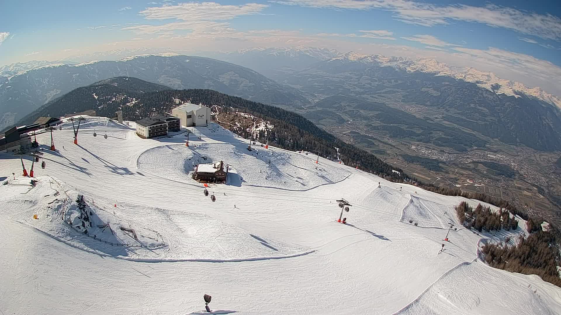 Smučišče Kronplatz – vrh | pogled na Bruneck