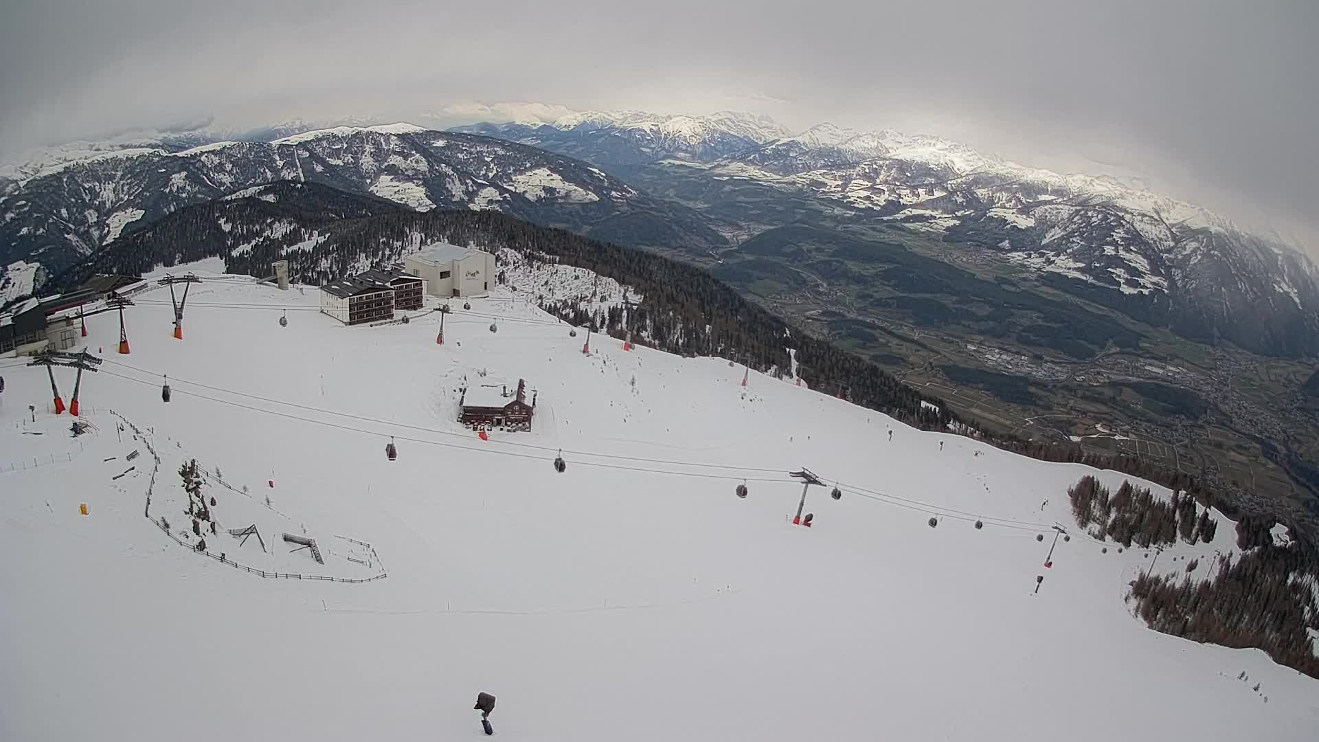 Smučišče Kronplatz – vrh | pogled na Bruneck