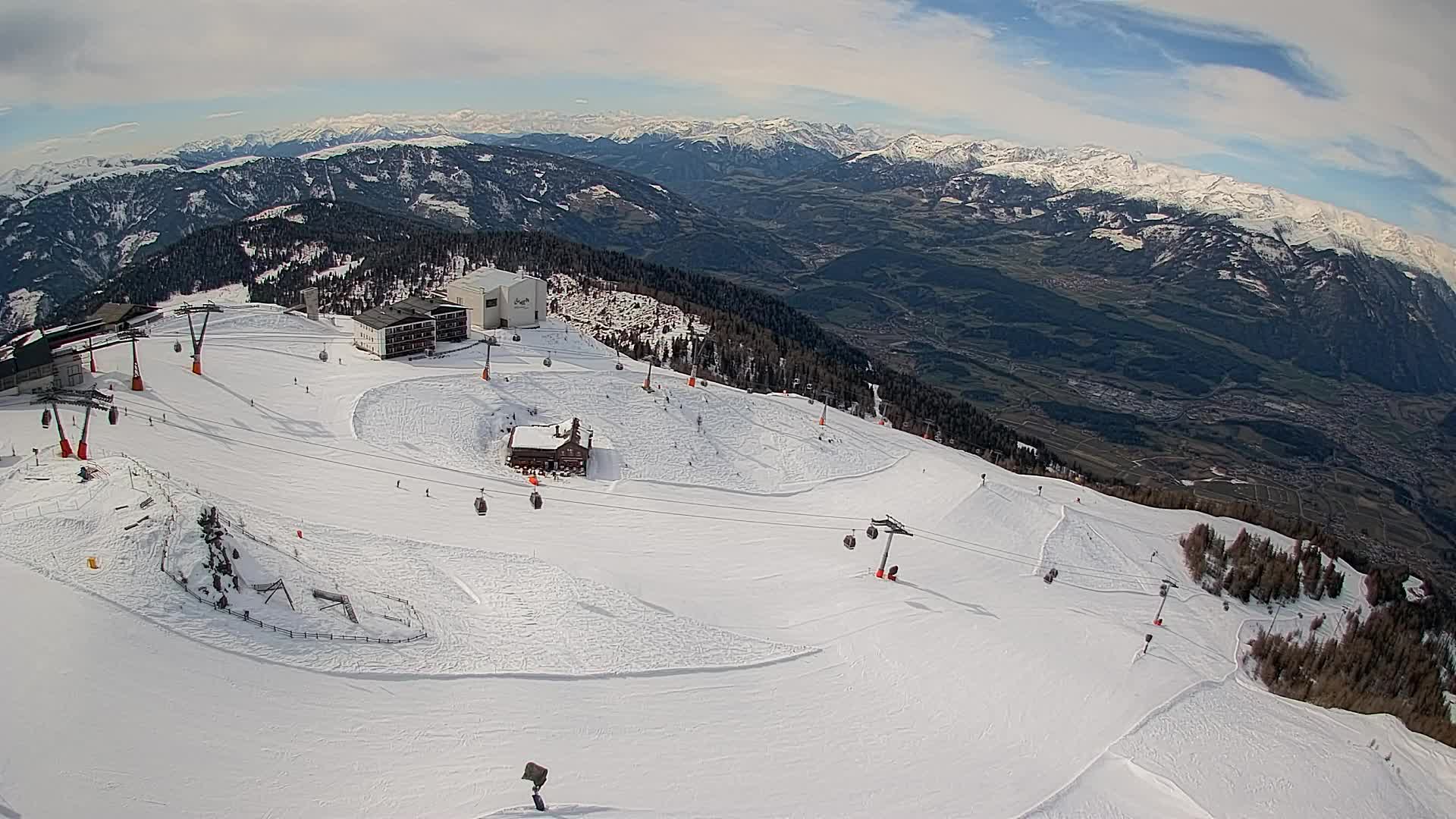Smučišče Kronplatz – vrh | pogled na Bruneck