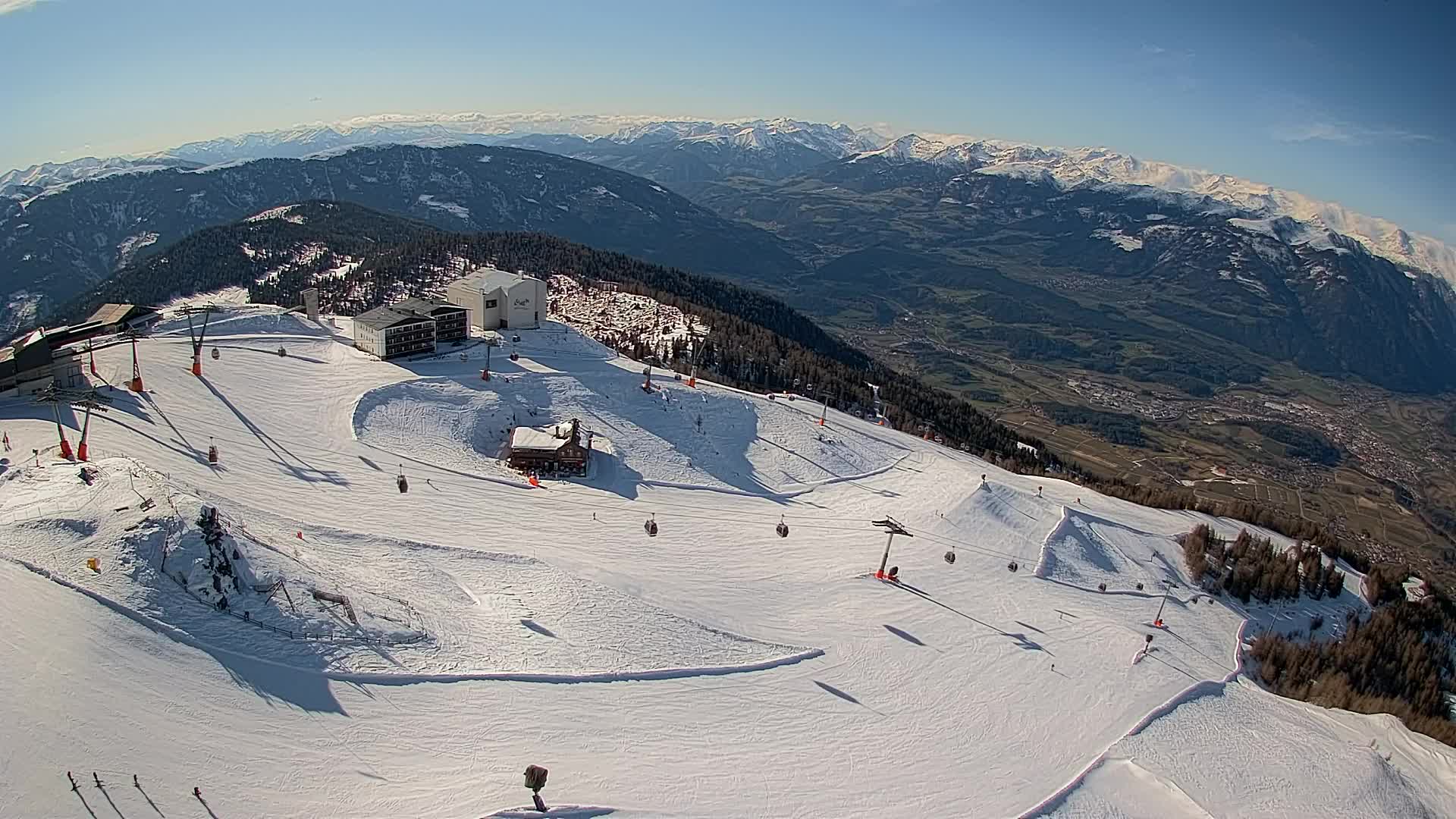 Station de ski Kronplatz sommet | vue sur Brunico