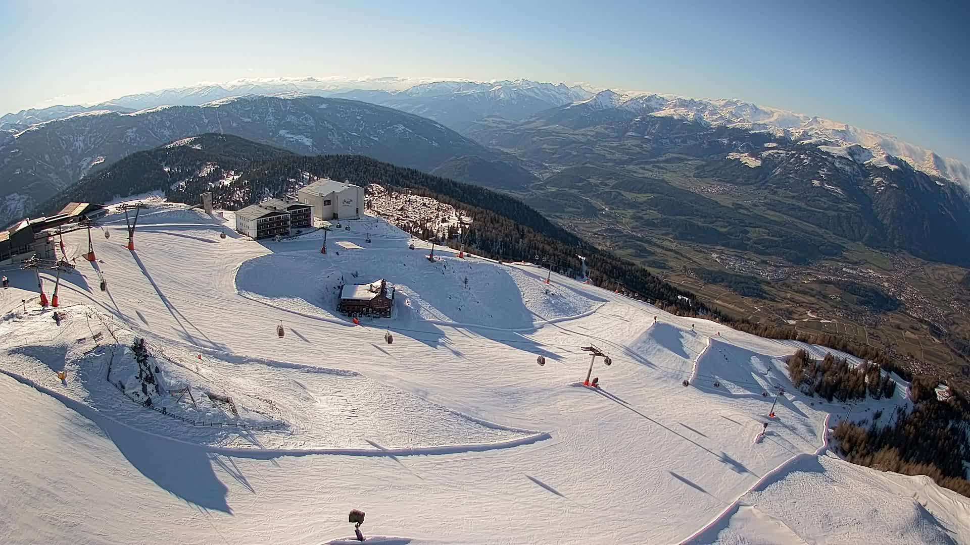 Smučišče Kronplatz – vrh | pogled na Bruneck