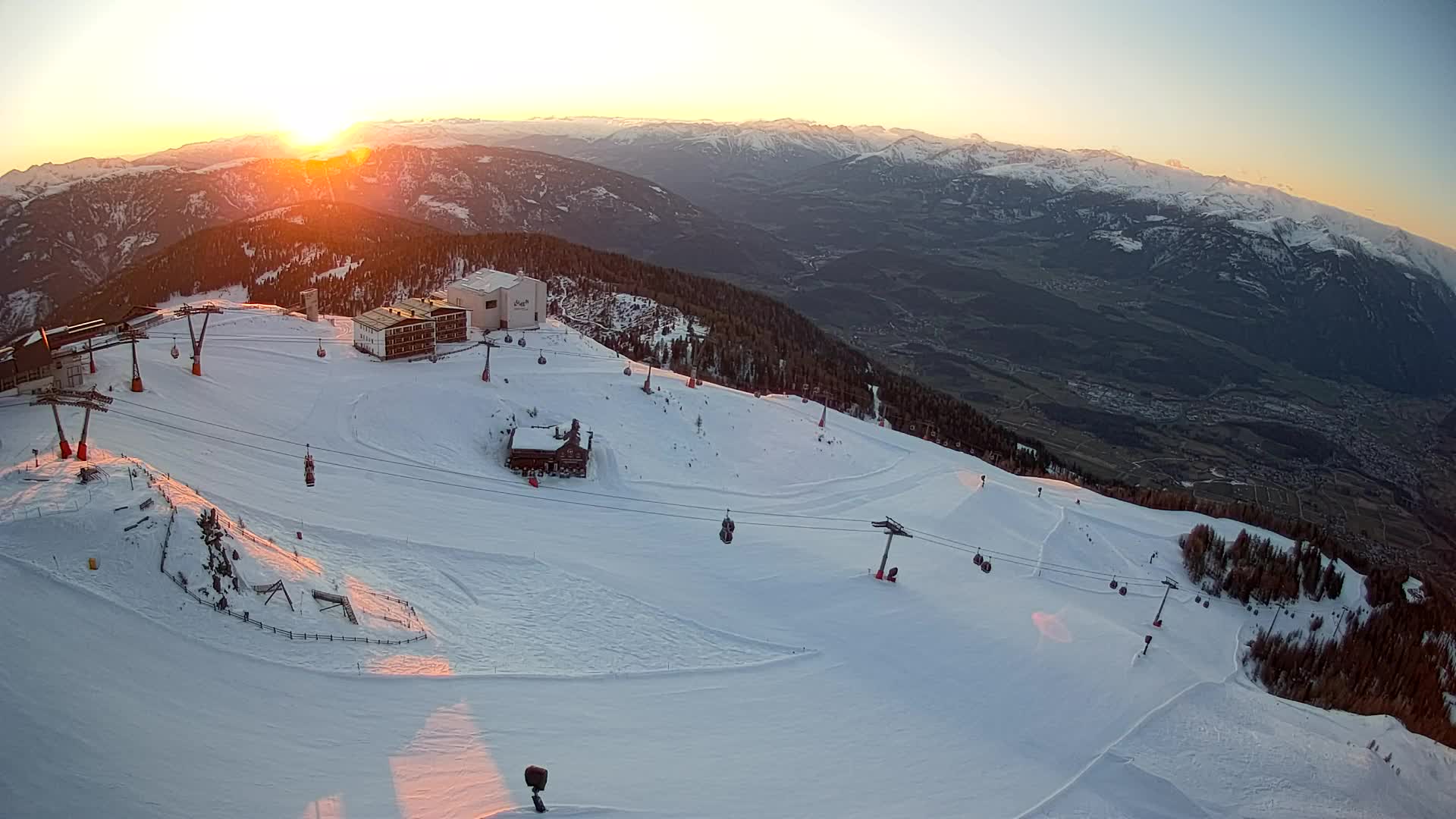 Smučišče Kronplatz – vrh | pogled na Bruneck