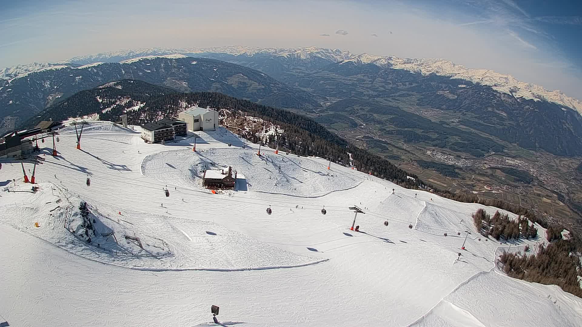Station de ski Kronplatz sommet | vue sur Brunico
