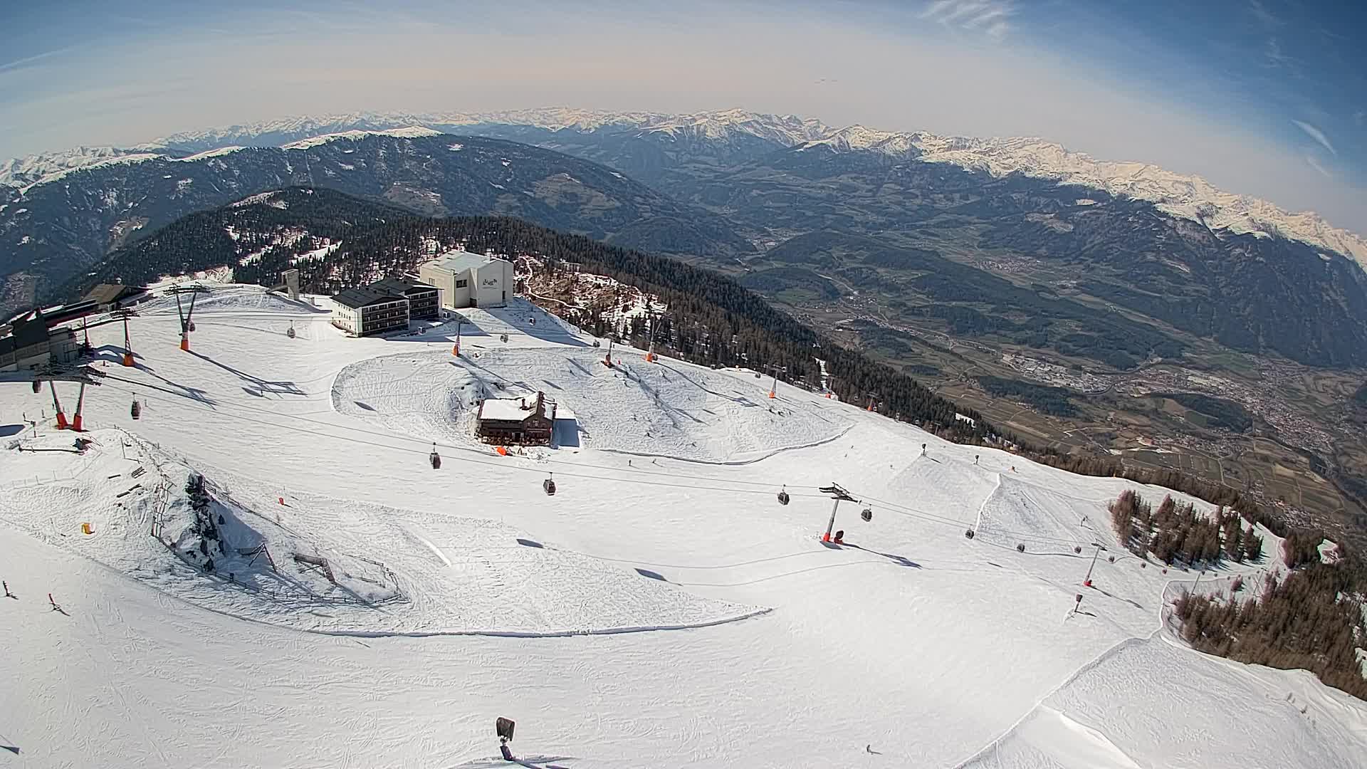 Skigebiet Kronplatz Gipfel | Blick auf Bruneck