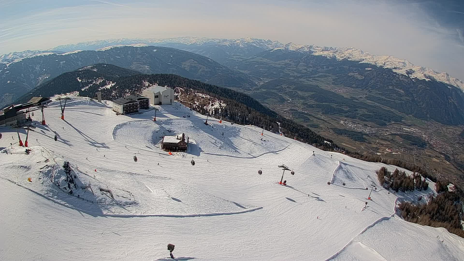Station de ski Kronplatz sommet | vue sur Brunico