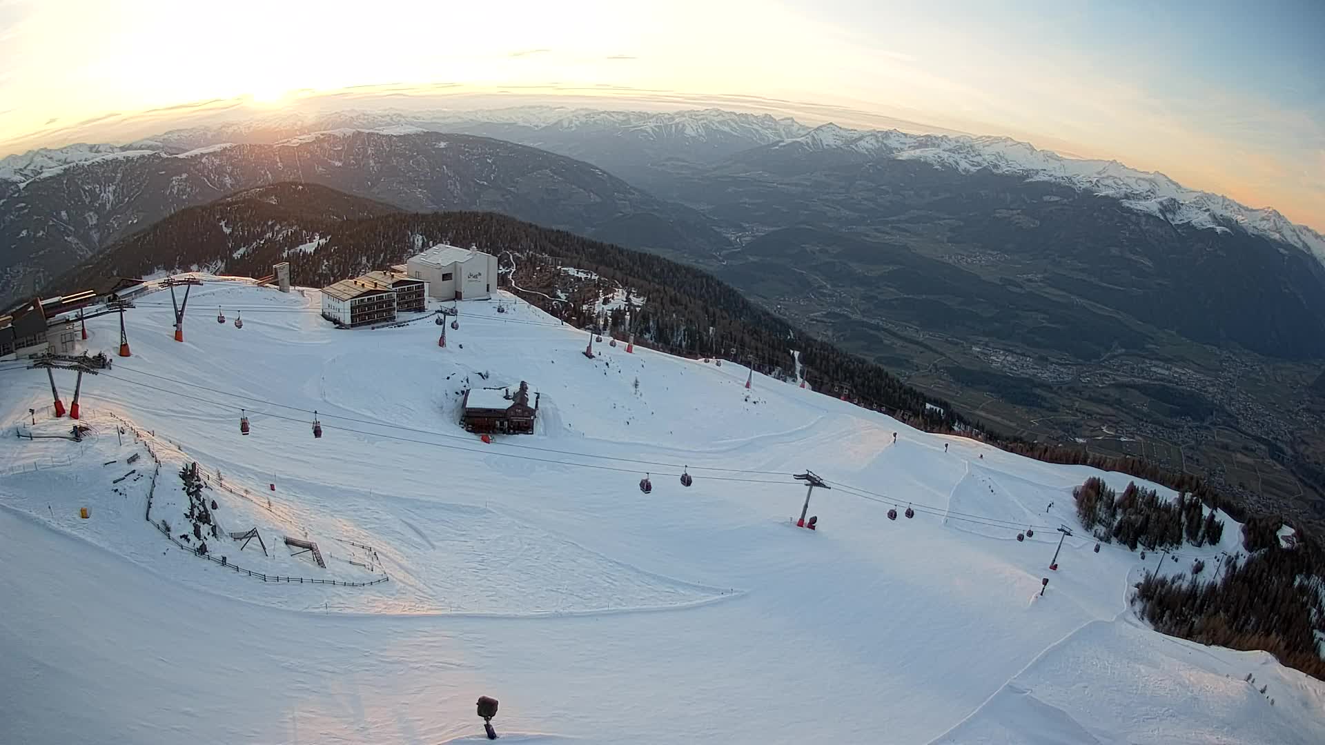 Smučišče Kronplatz – vrh | pogled na Bruneck