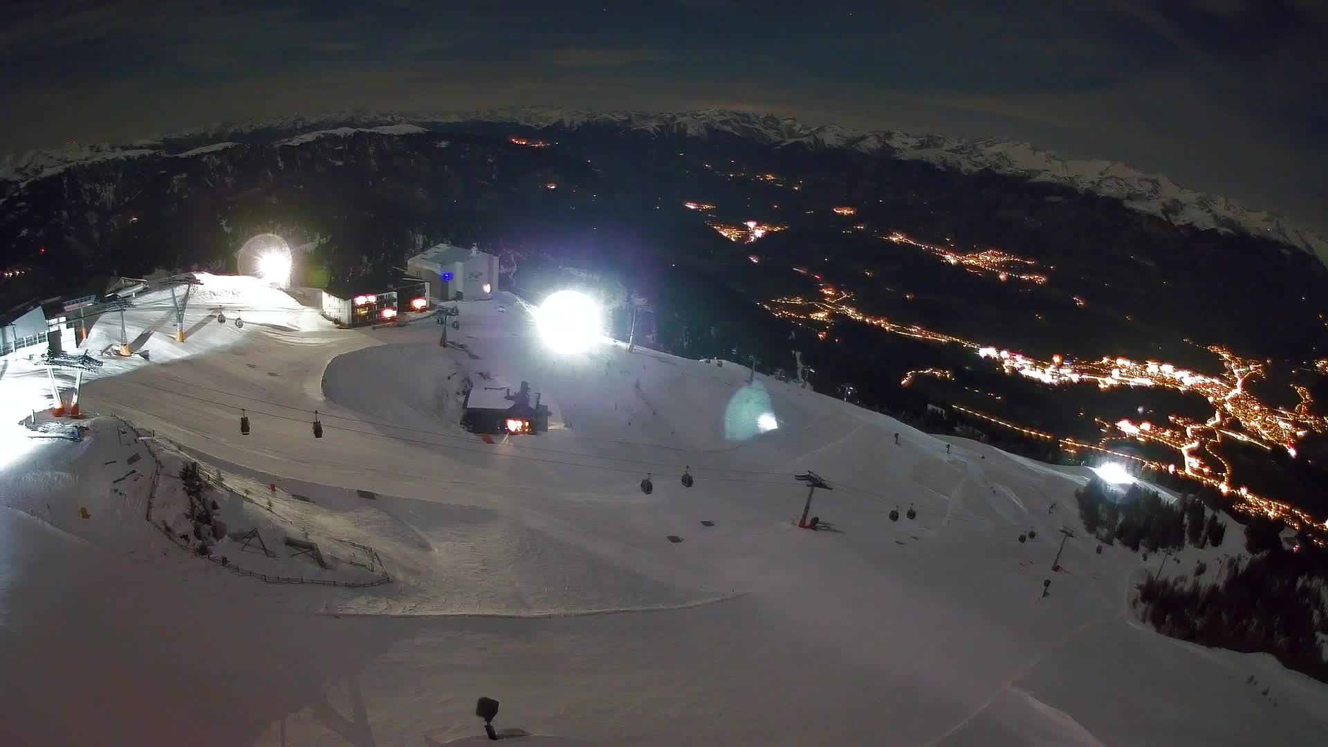 Skigebiet Kronplatz Gipfel | Blick auf Bruneck