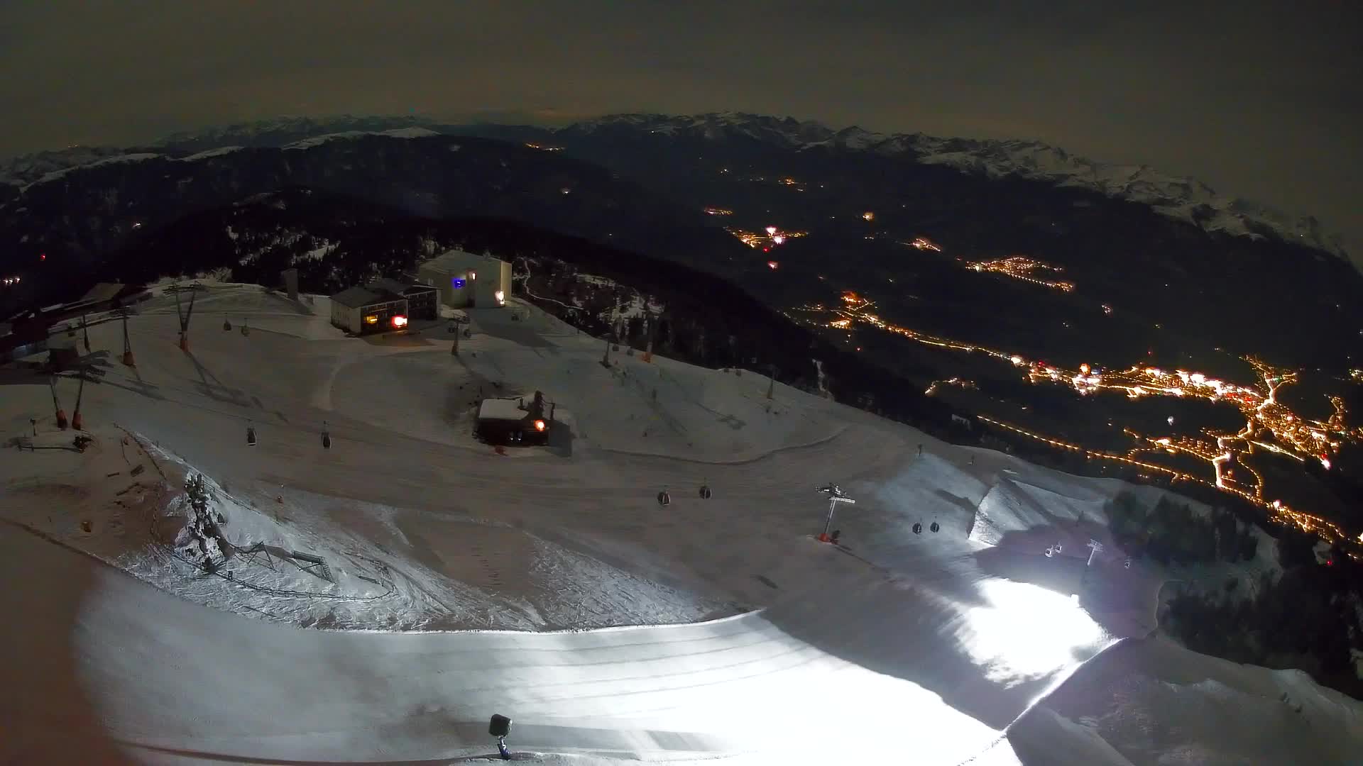 Kronplatz peak Ski resort | view to Bruneck