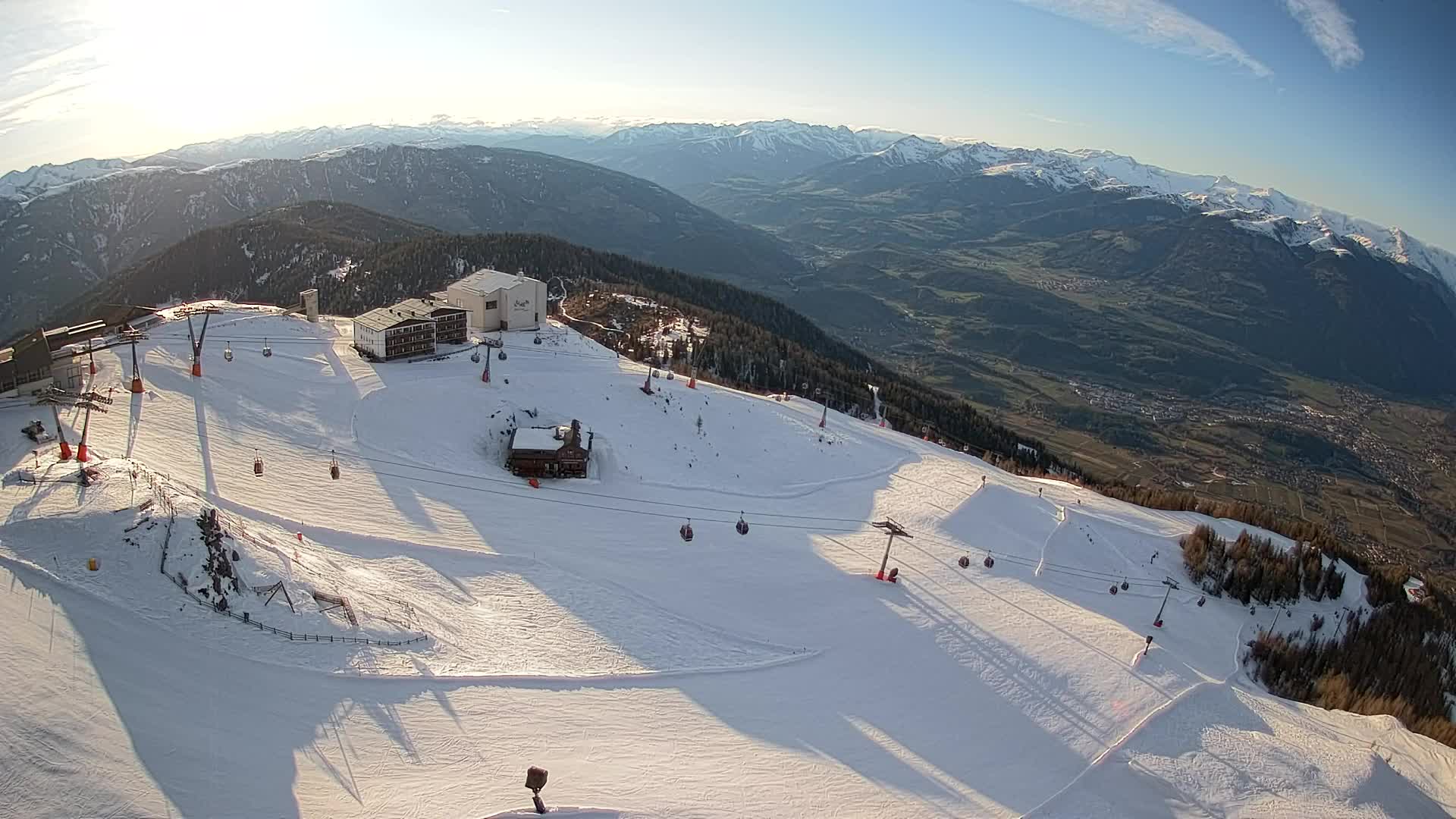 Skigebiet Kronplatz Gipfel | Blick auf Bruneck
