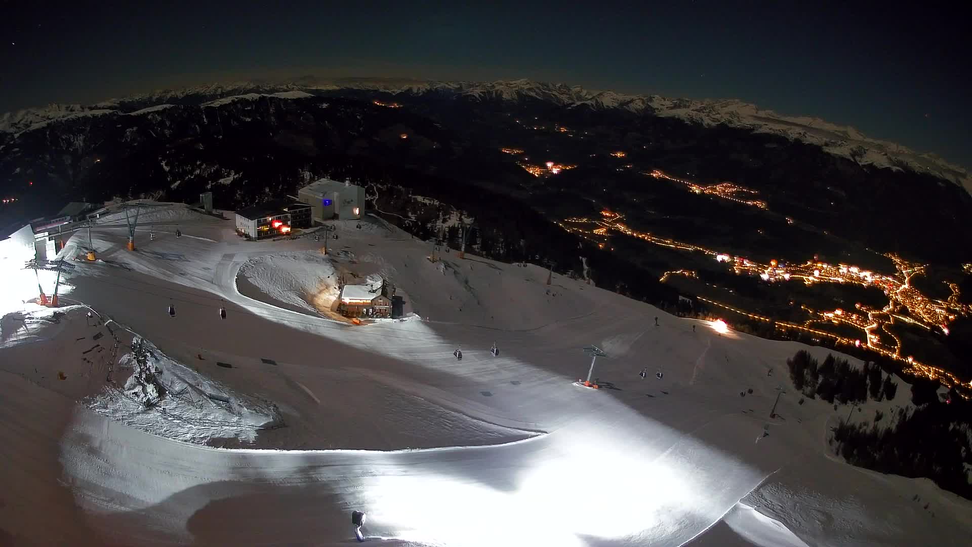 Kronplatz peak Ski resort | view to Bruneck