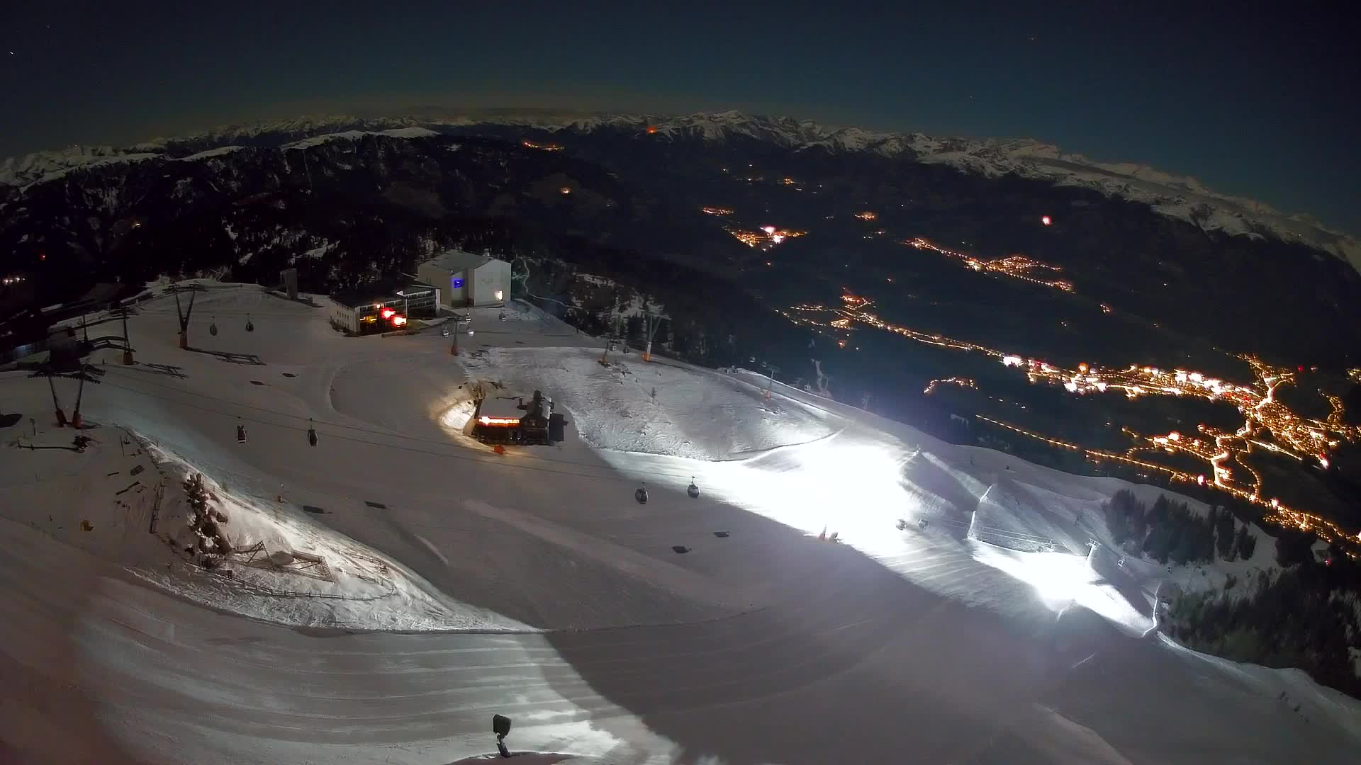 Kronplatz peak Ski resort | view to Bruneck