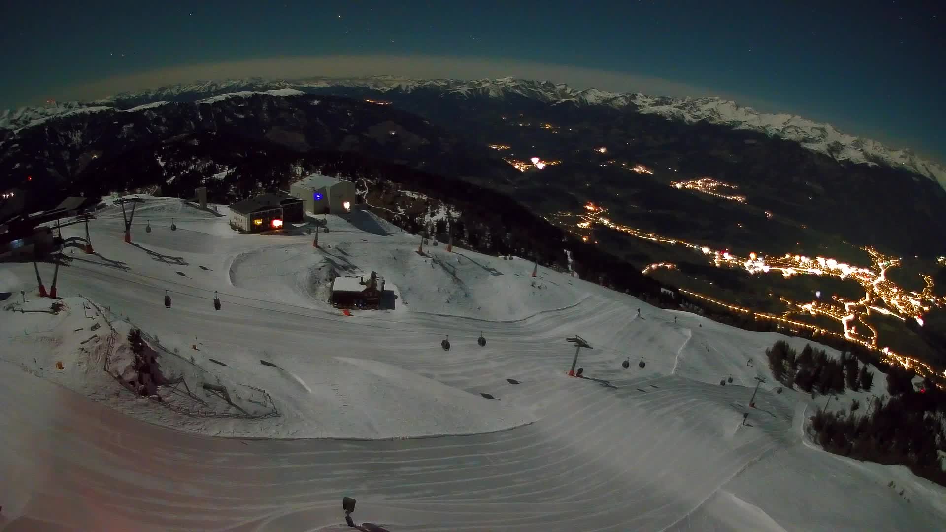 Skigebiet Kronplatz Gipfel | Blick auf Bruneck