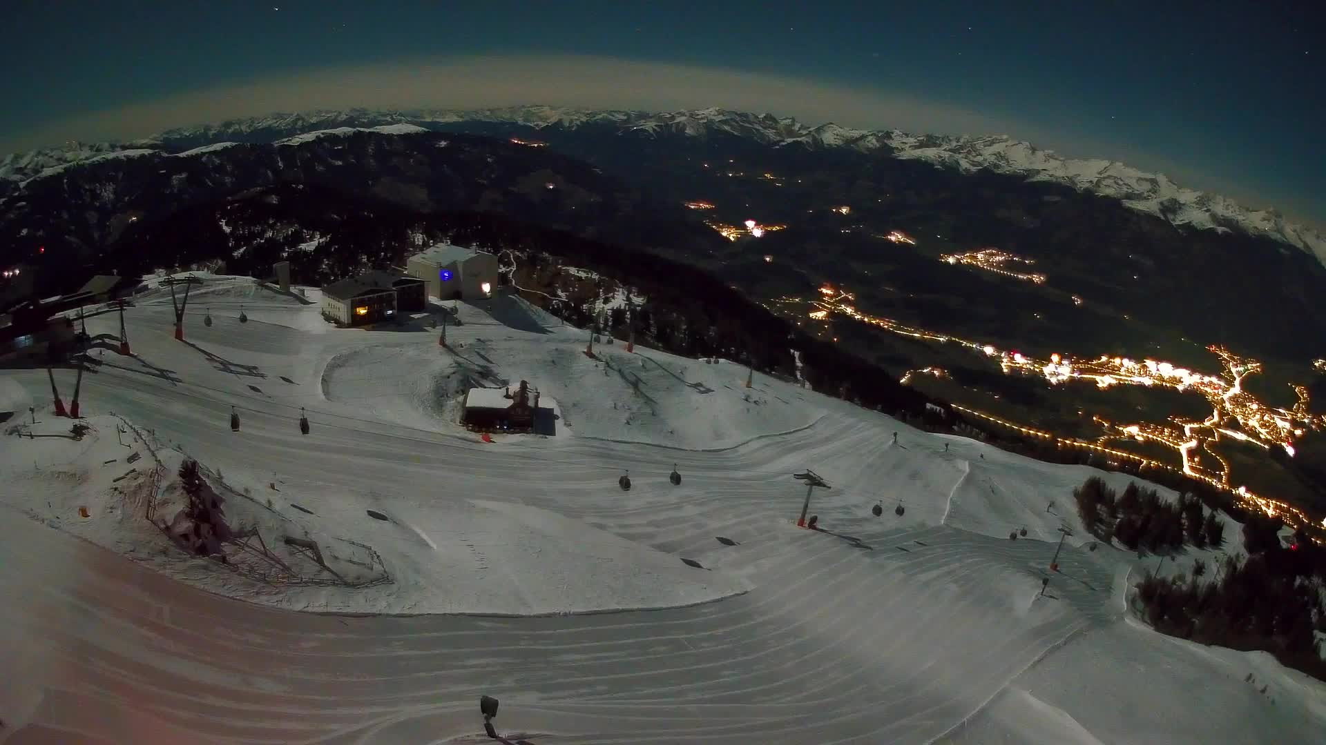 Kronplatz peak Ski resort | view to Bruneck