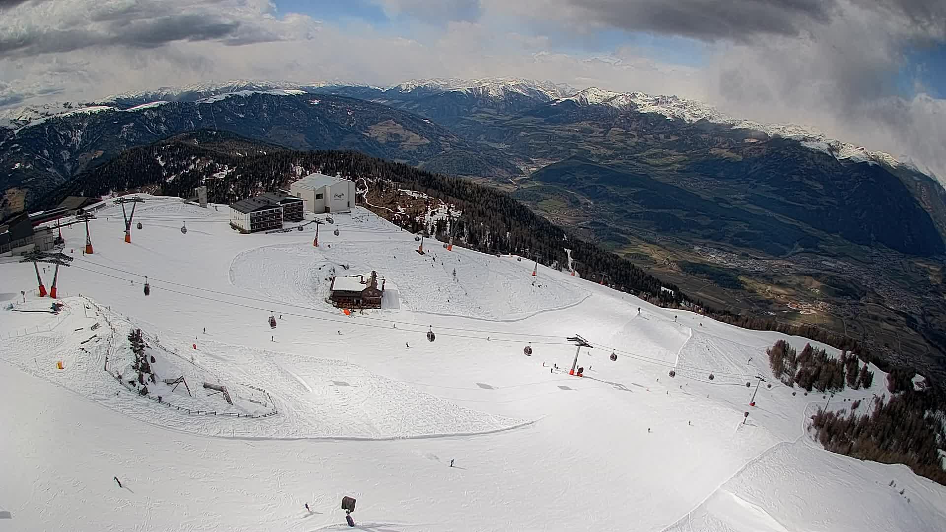 Smučišče Kronplatz – vrh | pogled na Bruneck