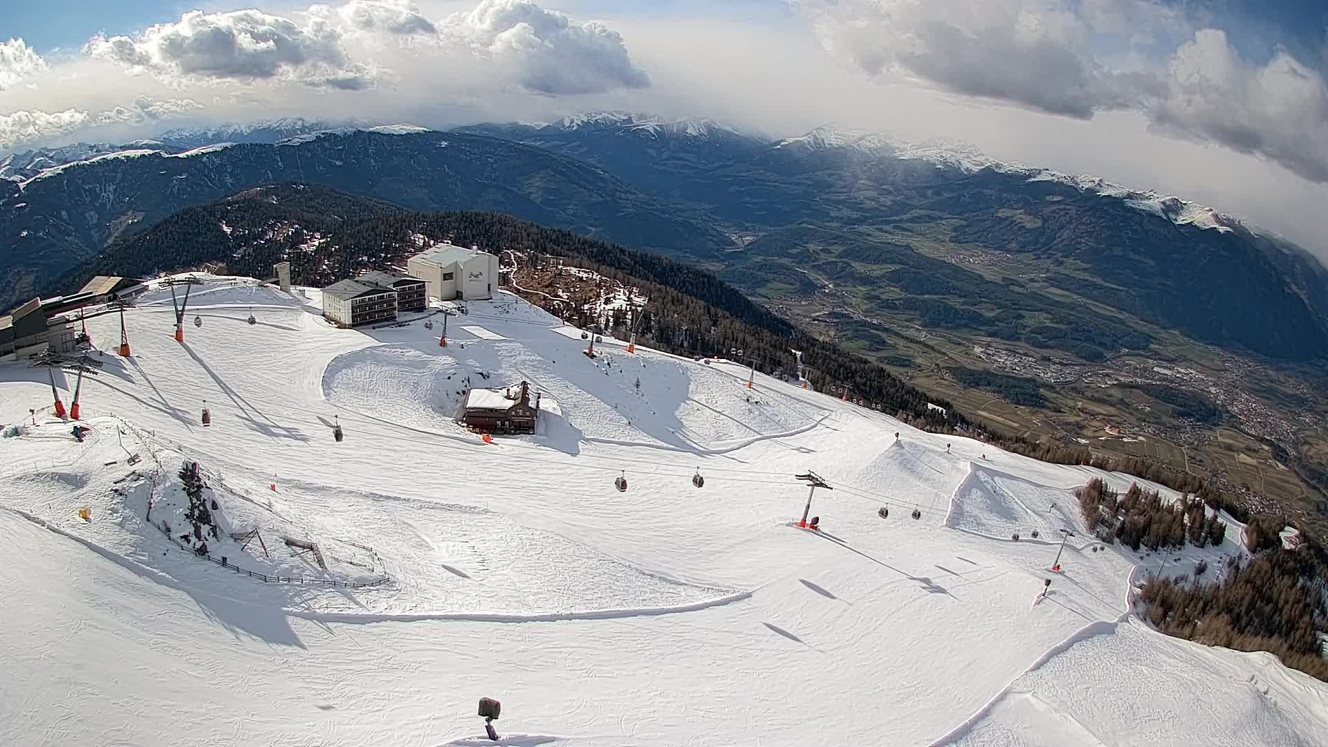 Smučišče Kronplatz – vrh | pogled na Bruneck
