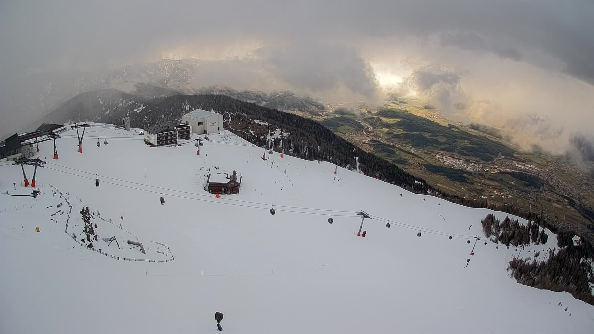Smučišče Kronplatz – vrh | pogled na Bruneck