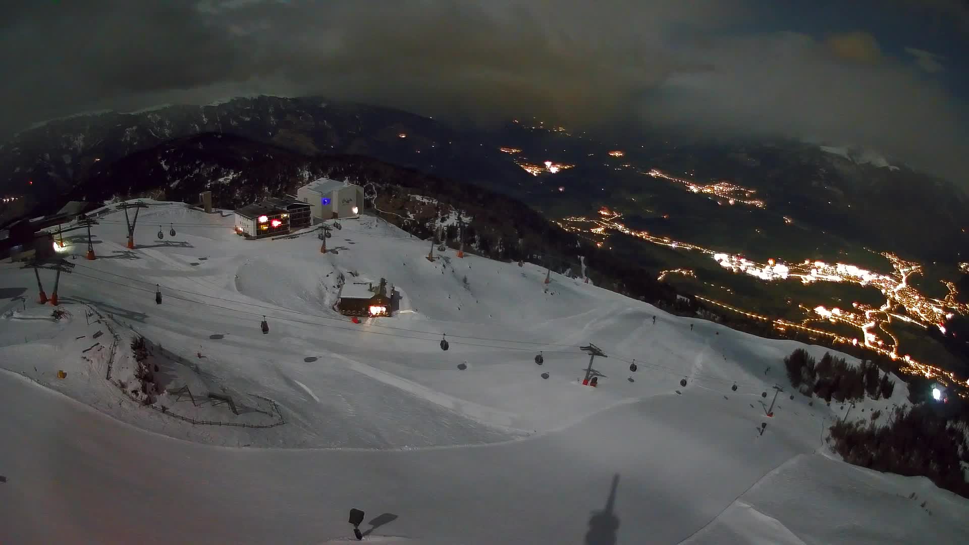 Skigebiet Kronplatz Gipfel | Blick auf Bruneck