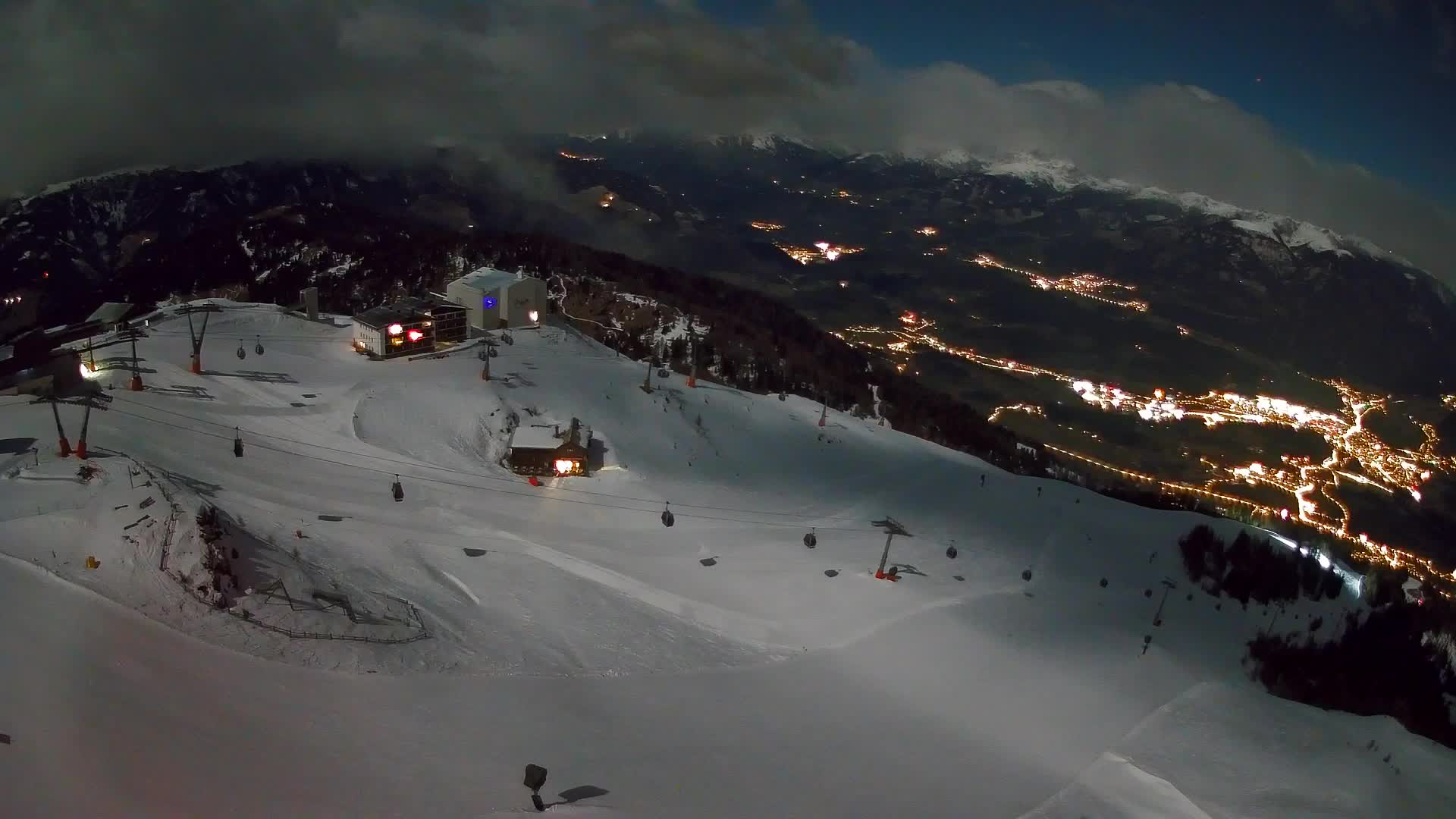 Kronplatz peak Ski resort | view to Bruneck
