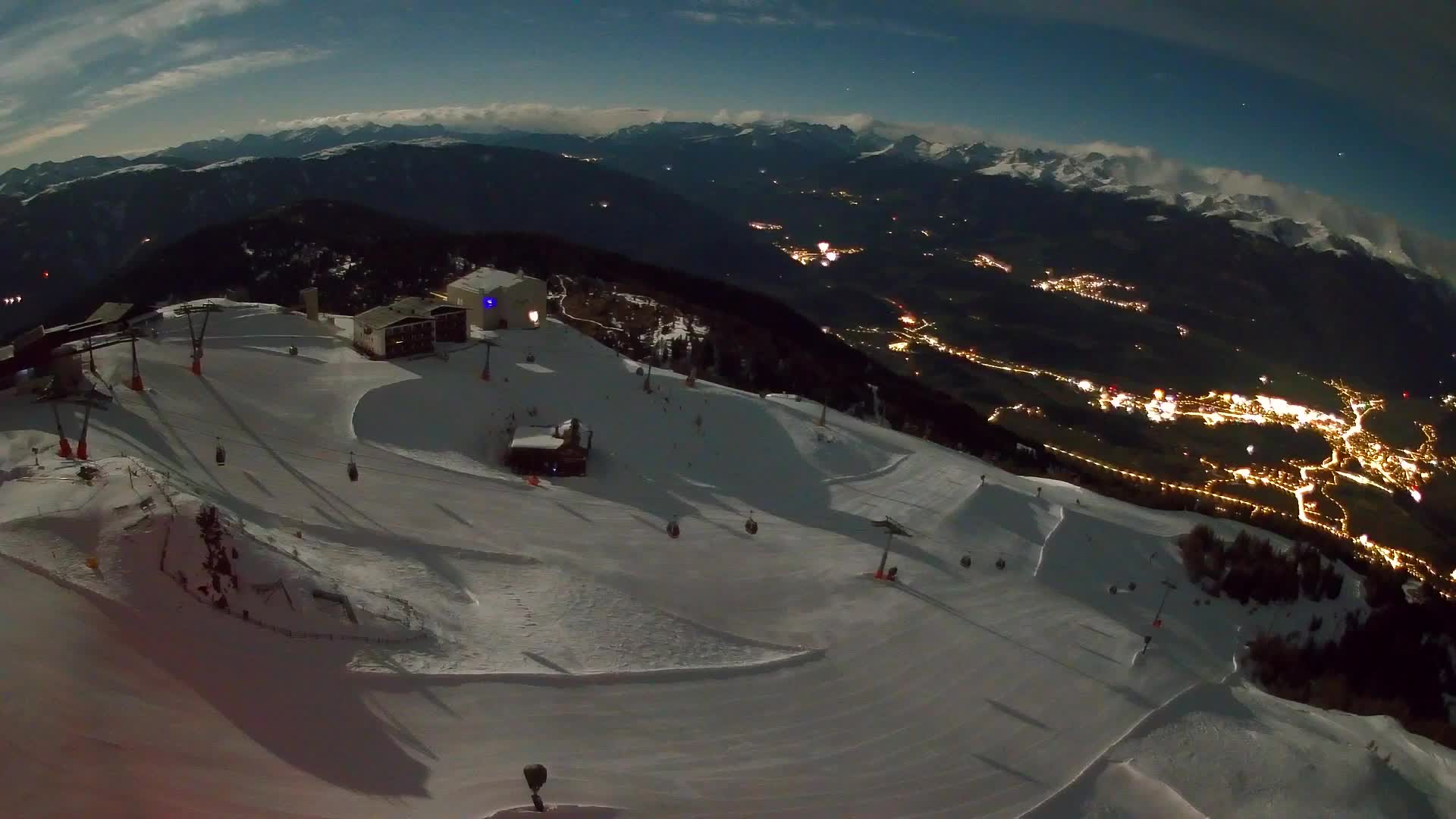 Smučišče Kronplatz – vrh | pogled na Bruneck