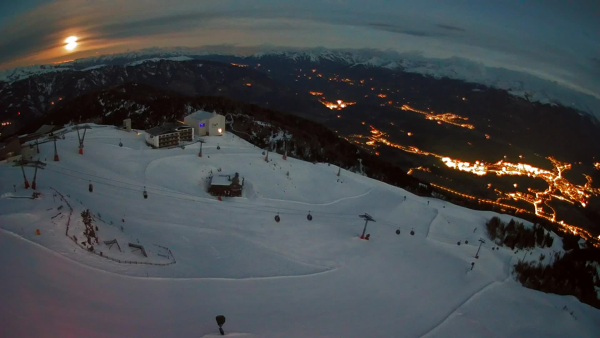 Smučišče Kronplatz – vrh | pogled na Bruneck