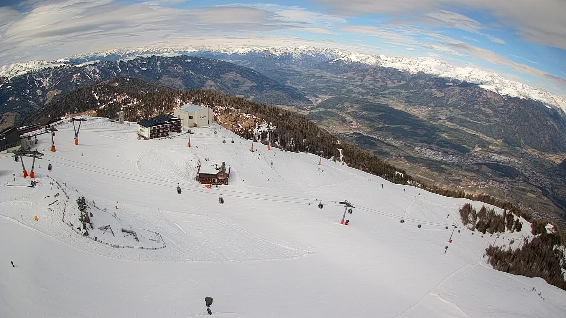 Station de ski Kronplatz sommet | vue sur Brunico