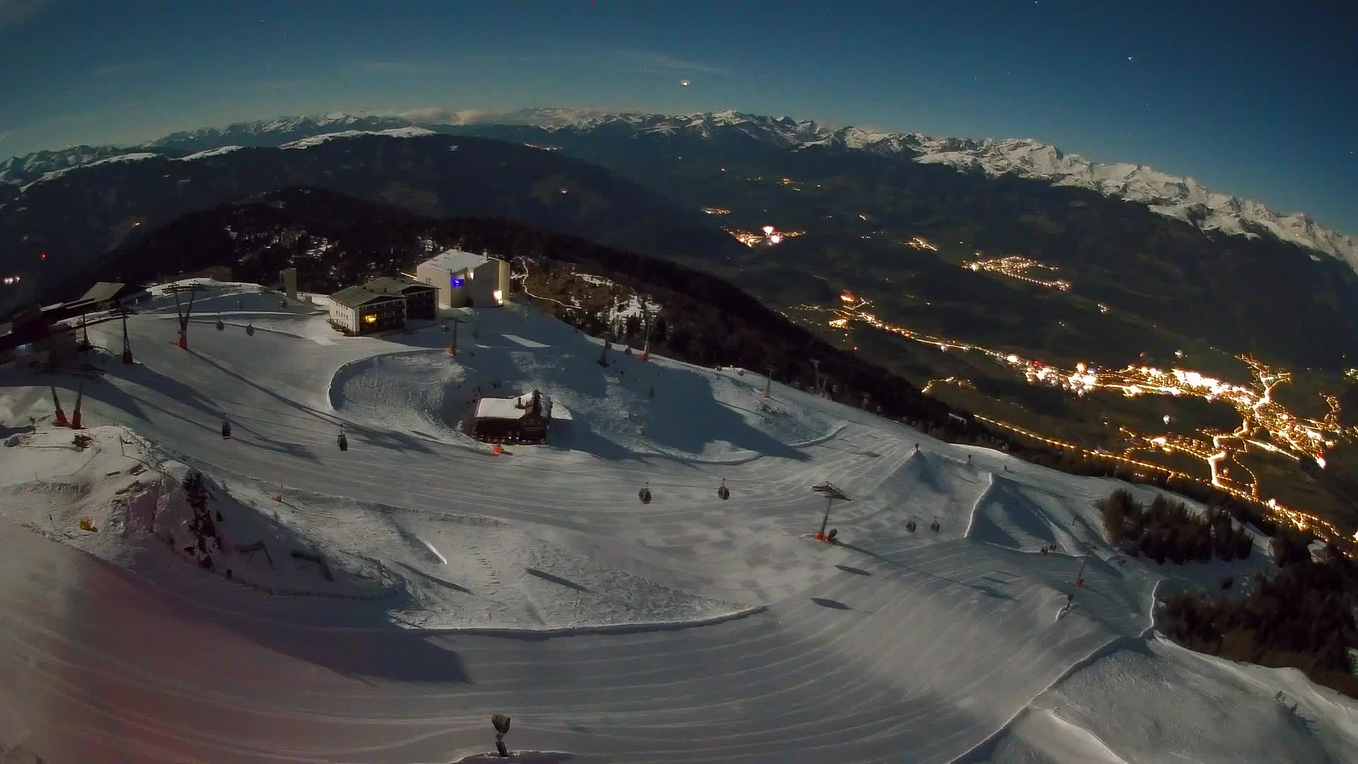 Smučišče Kronplatz – vrh | pogled na Bruneck