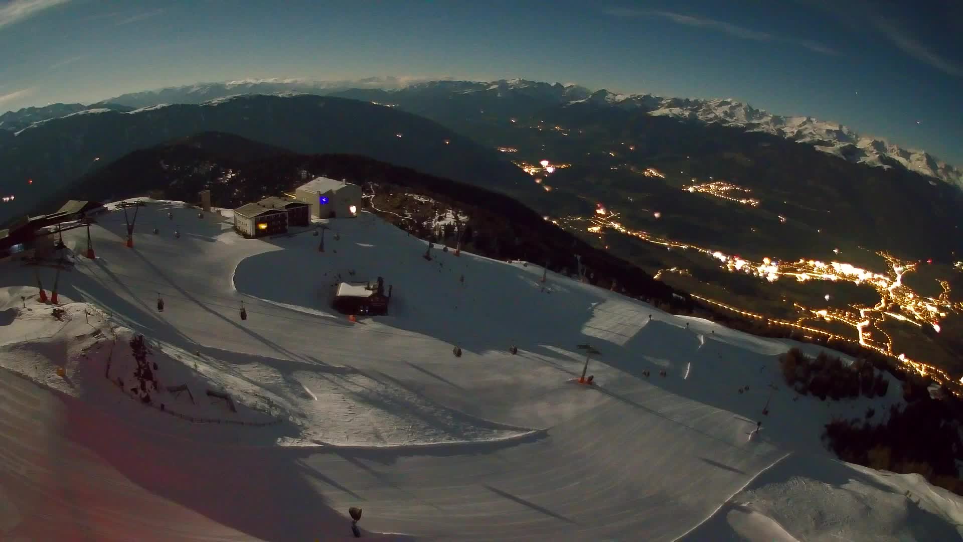 Station de ski Kronplatz sommet | vue sur Brunico